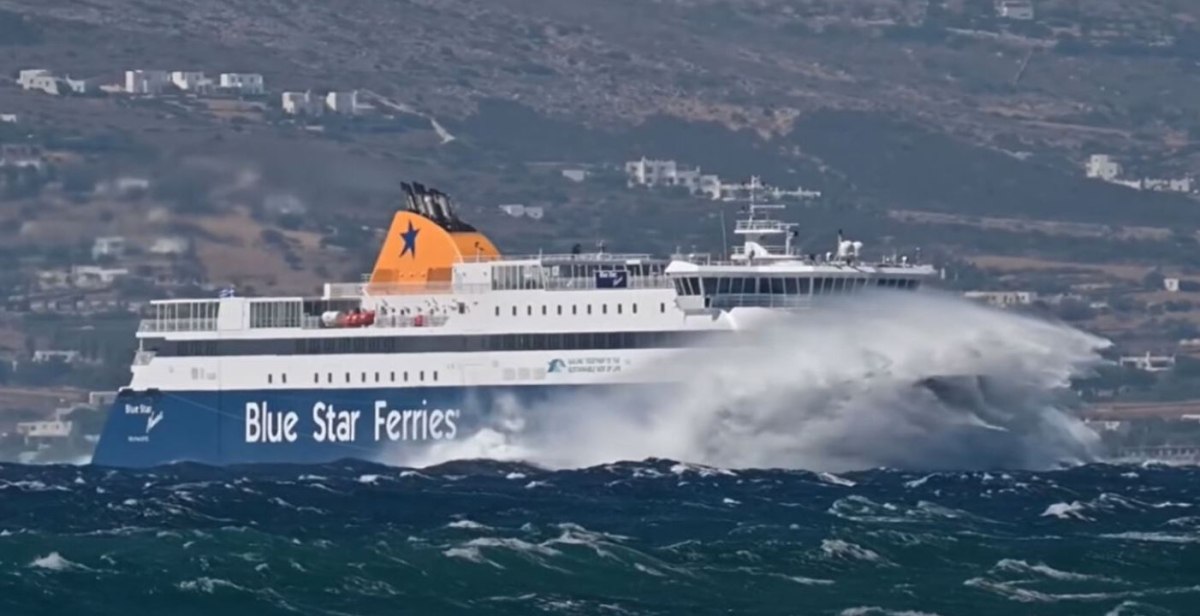 To Blue Star Naxos παλεύει με τα κύματα με… απαγορευτικό