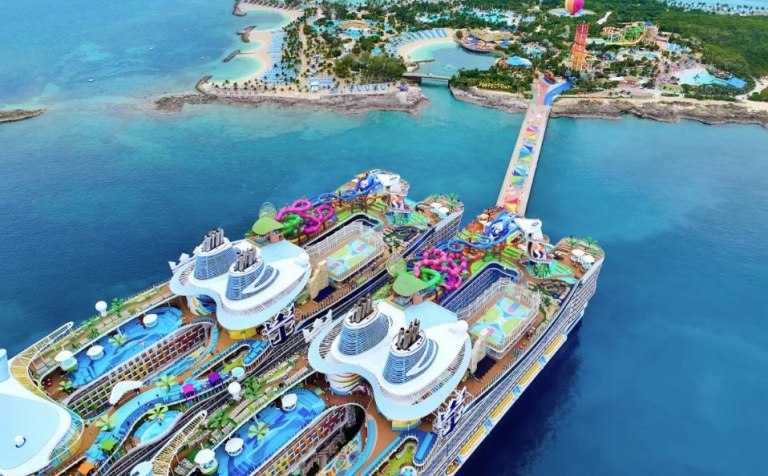 Icon of the seas: Το μεγαλύτερο κρουαζιερόπλοιο αποκτά τρία «αδέρφια» στο ίδιο μέγεθος [εντυπωσιακές εικόνες]