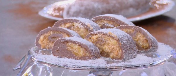 Συνταγή: Κορμός σοκολάτας με γέμιση μπανάνα και φουντούκια