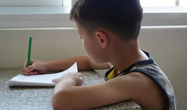 Κίνα: Στο νοσοκομείο 11χρονος μαθητής – Διάβαζε 14 ώρες συνεχόμενα