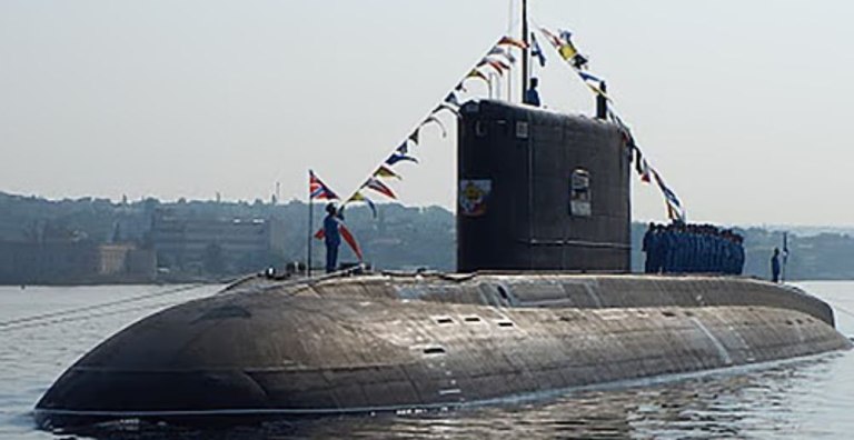 «Νοβοροσίσκ»: Κίνδυνος έκρηξης σε ρωσικό πυρηνοφόρο υποβρύχιο στη Μεσόγειο – Παρουσιάζει διαρροή καυσίμων