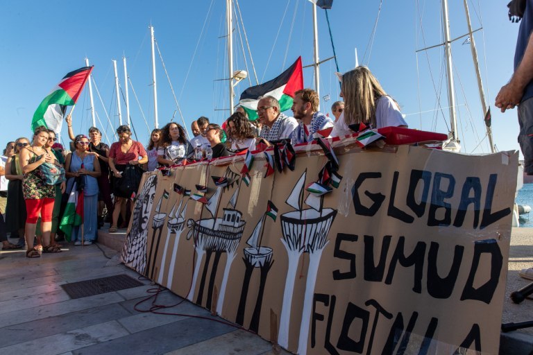 Το Global Sumud Flotilla πλέει ξανά – Ο Ιταλός υπουργός Εξωτερικών προειδοποιεί για πιθανό κίνδυνο