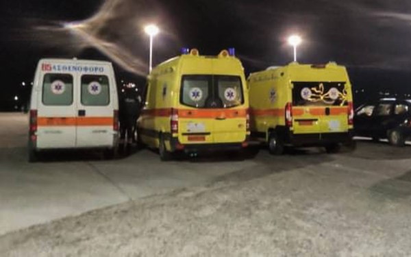Ένας νεκρός σε τροχαίο με νταλίκα στην εθνική οδό, κοντά στο Μαρτίνο