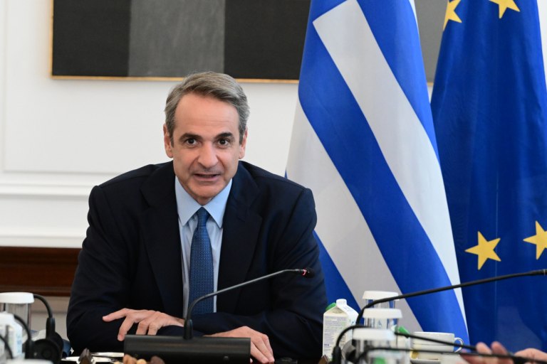 Υπουργικό συμβούλιο: Επιχείρηση αντιστροφής του κλίματος αναμασώντας τα περί «θετικής ατζέντας»