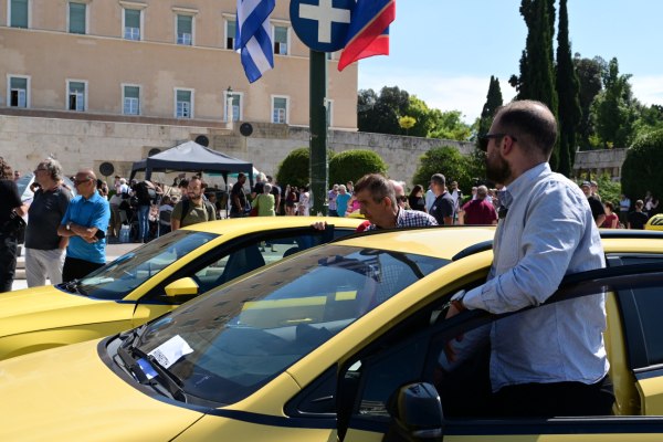 Πάνος Ρούτσι: Αυτοκινητοπομπή ταξί στο Σύνταγμα σε ένδειξη αλληλεγγύης στον απεργό πείνας