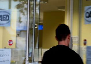 ΕΛΣΤΑΤ: Στο 8% η ανεργία τον Ιούλιο [γραφήματα]