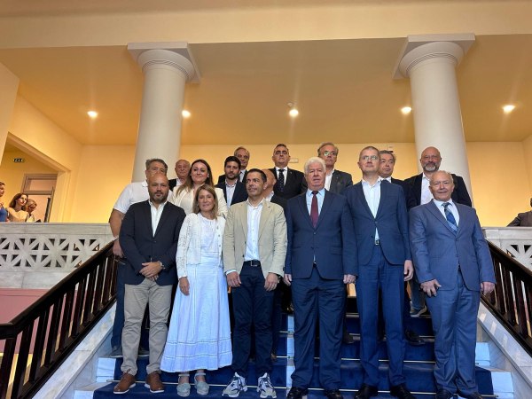 Κέρκυρα: Σοβαρά προβλήματα σε στέγαση, λειψυδρία, διαχείριση αποβλήτων και λυμάτων διαπίστωσε η αντιπροσωπεία του ΕΚ