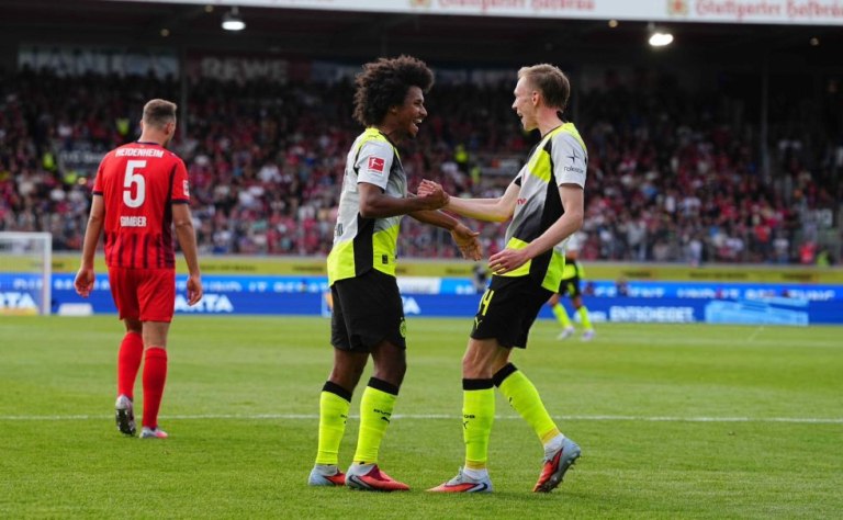 Εύκολο διπλό για την Ντόρτμουντ (0-2), «τρελό» ματς ανάμεσα σε Βόλφσμπουργκ και Κολωνία (3-3)