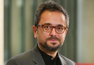 Αλί Σαμπαντζί: Ο Τούρκος εκατομμυριούχος δωρίζει 115.000 ευρώ στο νοσοκομείο που του έσωσε τη ζωή