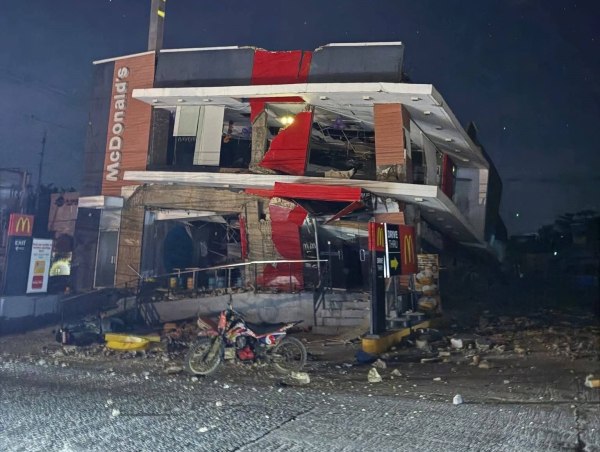 Φιλιππίνες: Πέντε νεκροί στον σεισμό των 6,9 βαθμών – Συγκλονιστικά βίντεο