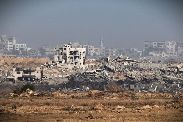 Πως καταφέρνει η Χαμάς να διοικεί ακόμα μέσα στα ερείπια