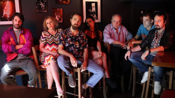 «Νεκρή φύση σε χαντάκι»: Ένα θρίλερ με σασπένς και χιούμορ στο Studio Μαυρομιχάλη