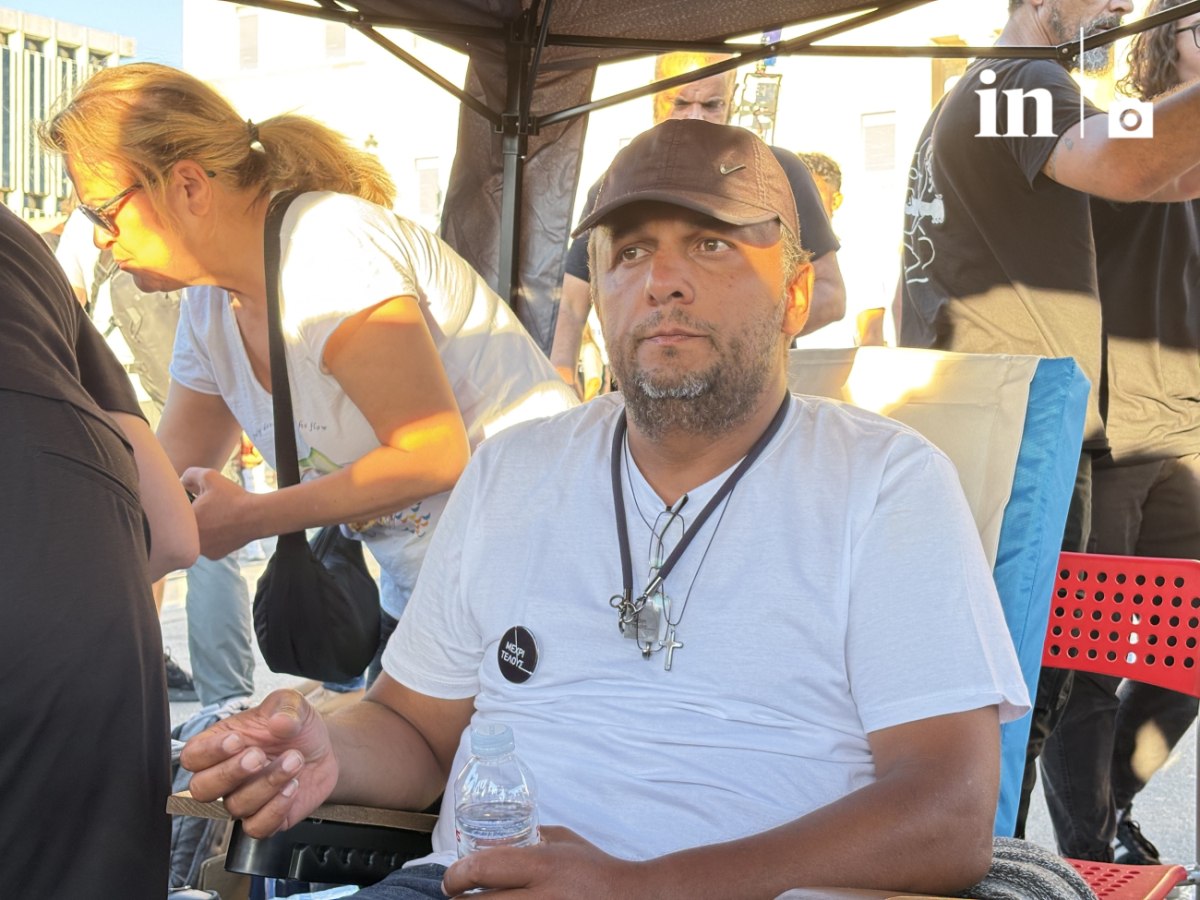 Συγκλονίζουν τα λόγια του Πάνου Ρούτσι στο Σύνταγμα – «Όσοι εμποδίζουν τις εκταφές είναι συνένοχοι»