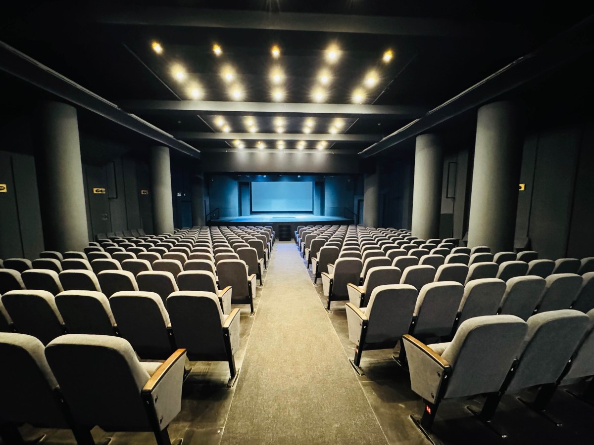 Θέατρο Άλφα Ληναίος Φωτίου: Το ιστορικό θέατρο της οδού Πατησίων ανακαινίστηκε πλήρως