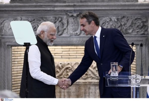 Μητσοτάκης: Επικοινωνία με Μόντι για ενίσχυση της στρατηγικής συνεργασίας των δύο χωρών