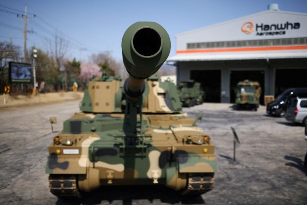 Οι 10 πιο περιζήτητες χώρες – εξαγωγείς όπλων και οι δύο που ανεβαίνουν στη λίστα