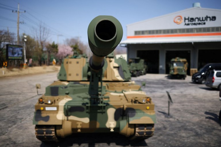 Οι 10 πιο περιζήτητες χώρες – εξαγωγείς όπλων και οι δύο που ανεβαίνουν στη λίστα