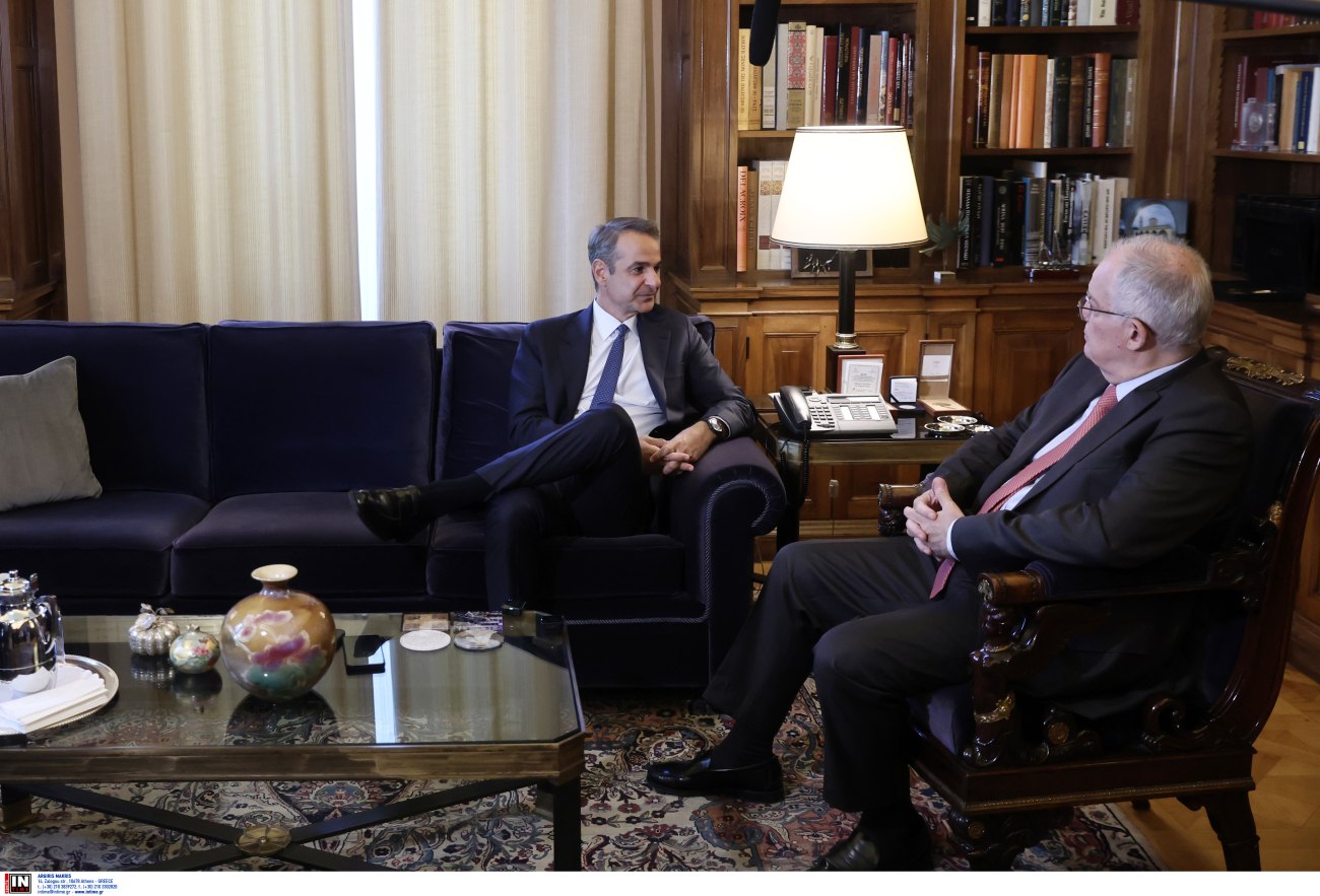 Μητσοτάκης αποθεώνει… Μητσοτάκη για τις εξαγγελίες στη ΔΕΘ – Τι είπε στη συνάντηση με Τασούλα