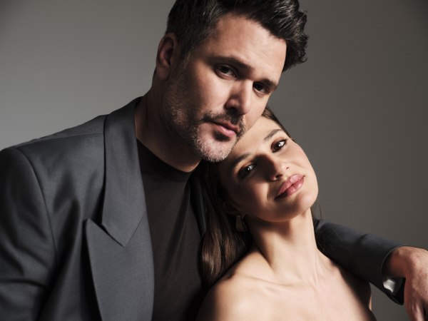 «HOTΕΛ ΕΛVIRA»: Η πιο καλοκαιρινή κωμωδία της σεζόν έρχεται στο MEGA