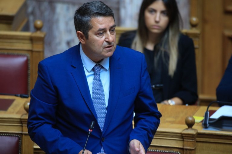 O Σαλμάς τους κάρφωσε, ο Μπουκώρος σωπαίνει και ο Μυλωνάκης βρίσκεται (ξανά) στο στόχαστρο