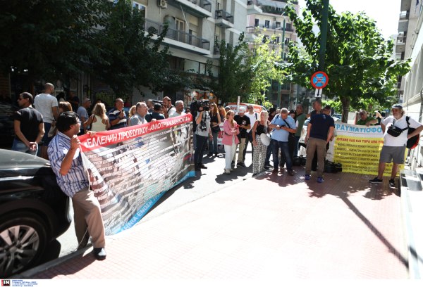 Τραυματιοφορείς: «Είμαστε όλοι άνω των 50» – Ζητούν προσλήψεις και ένταξη στα βαρέα