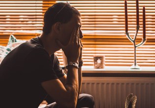 ΠΟΥ: Δεύτερη αιτία μακροχρόνιας αναπηρίας οι ψυχικές παθήσεις