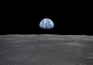 Πώς η Γη κάνει τη Σελήνη να σκουριάζει