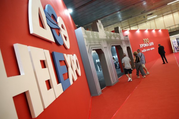 Φουντώνει η πολιτική αντιπαράθεση μετά τις εξαγγελίες Μητσοτάκη στη ΔΕΘ