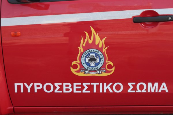 Φωτιά στη Λέσβο – Ενισχύθηκαν οι δυνάμεις, ήχησε το 112