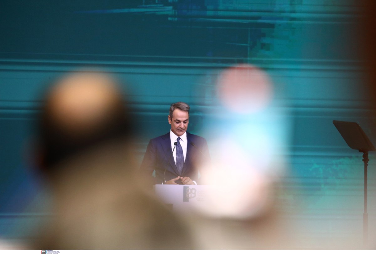 Μητσοτάκης: Μείωση φορολογικών συντελεστών με έμφαση σε νέους και οικογένειες