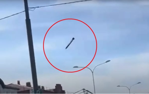 Ουκρανία: Ανατριχιαστικό ντοκουμέντο από το Χάρκοβο – Drone διαλύει κτήριο μέσα στην πόλη