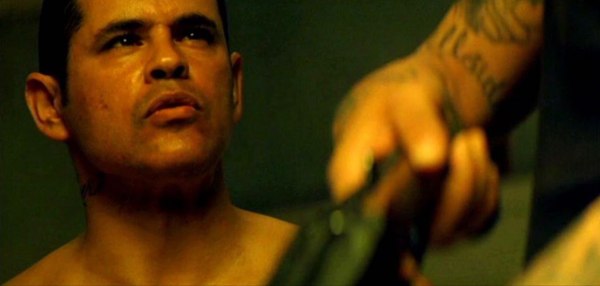 Ρέιμοντ Κρουζ: Ο Τούκο Σαλαμάνκα του Breaking Bad συνελήφθη αφού φέρεται να ψέκασε γυναίκες με το λάστιχο του κήπου του