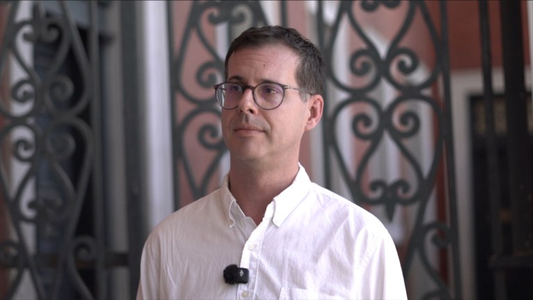 Νικ Διακόπουλος: Η τεχνητή νοημοσύνη είναι εργαλείο στην ενημέρωση – να σκεφτόμαστε κριτικά και να ελέγχουμε