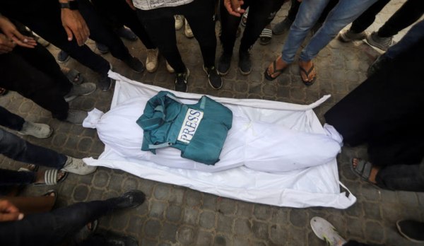 Είκοσι χώρες καταγγέλλουν τους θανάτους δημοσιογράφων στη Γάζα και ζητούν πρόσβαση σε ανεξάρτητα ΜΜΕ