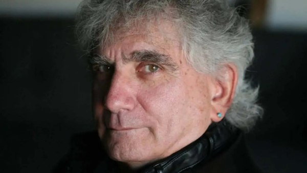 Τζόελ Μος: Πέθανε ο πολυβραβευμένος με Grammy θρύλος – Από τον Ρέι Τσαρλς στο Xόλιγουντ