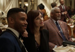 Αναβάλλεται η πρεμιέρα της σειράς «The Savant» στην Apple TV+ μετά τη δολοφονία του Τσάρλι Κερκ