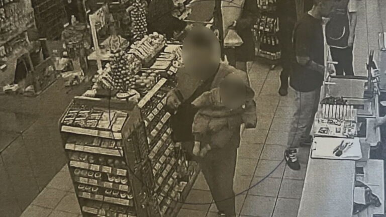 Στη φυλακή ο 17χρονος για την αρπαγή βρέφους στον Πειραιά – Ομολόγησε και δεύτερη αρπαγή μωρού