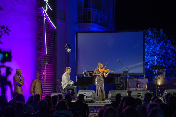 Η συνάντηση των τριών μεγάλων: Το βράδυ όπου «ένωσαν τις δυνάμεις τους» οι Μητρόπουλος, Καζαντζάκης και Θεοδωράκης