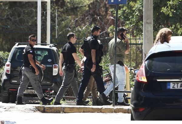 Στην φυλακή ο 62χρονος για τη φωτιά στην Παιανία – Τι είπε στην απολογία του