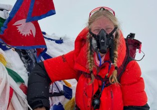 Η 17χρονη που πέρασε 4 μέρες στη «Ζώνη Θανάτου» του Έβερεστ – «Νιώθω χειρότερα από ποτέ»