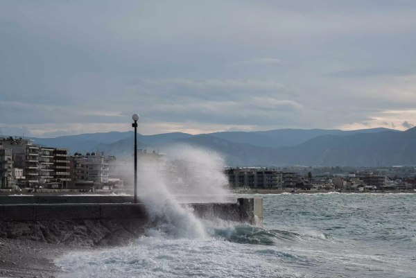 Καιρός: Ισχυροί άνεμοι και πτώση θερμοκρασίας από την Πέμπτη 18/09