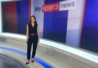 Απειλητικά μηνύματα εναντίον παρουσιάστριας αθλητικής εκπομπής (vid)