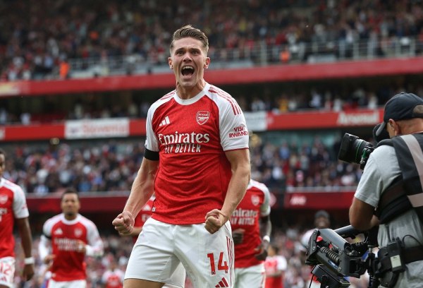 Άρσεναλ – Νότιγχαμ Φόρεστ 3-0: Νίκησαν και «έπιασαν» κορυφή οι «κανονιέρηδες»