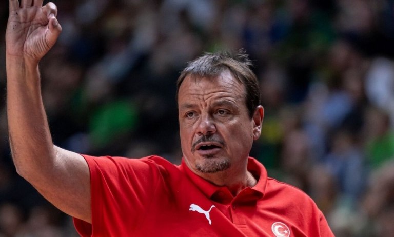 «Ο Μουρίνιο του μπάσκετ»: Πρώτος στην προτίμηση των φιλάθλων ο Αταμάν