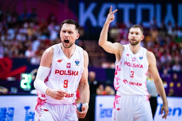 Πολωνία – Ισλανδία 84-75: Λύγισαν την αντίπαλό τους και πήραν την πρόκριση (vid)