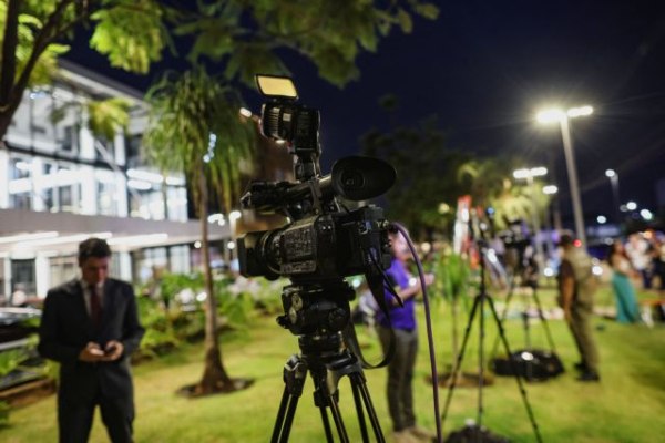 Βραζιλία: Στο νοσοκομείο διακομίστηκε ο Μπολσονάρο