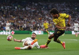 Bundesliga: Ο διαιτητής Ζίμπερτ στάζει μέλι για fair play