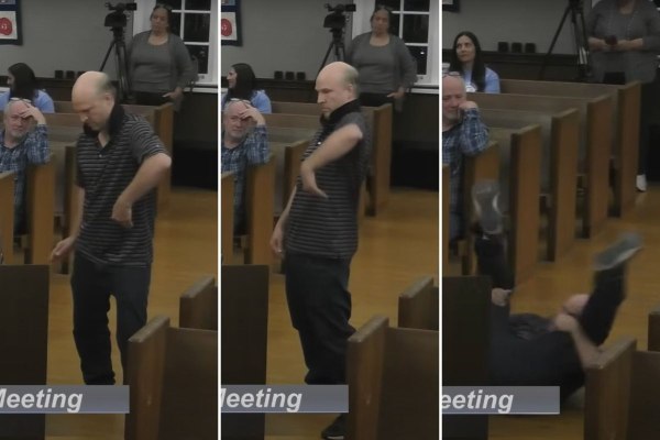 Πριν καταγγείλει την αύξηση φόρων… χόρεψε breakdance και έκλεισε με moonwalk