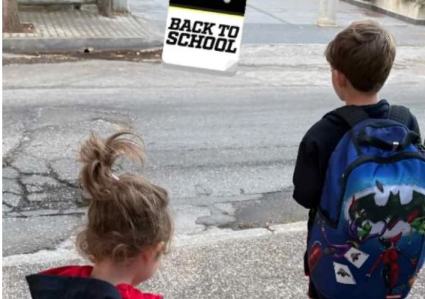 Πρώτη μέρα στο σχολείο: Οι celebrities φωτογραφίζουν τα παιδιά τους πριν χτυπήσει το κουδούνι