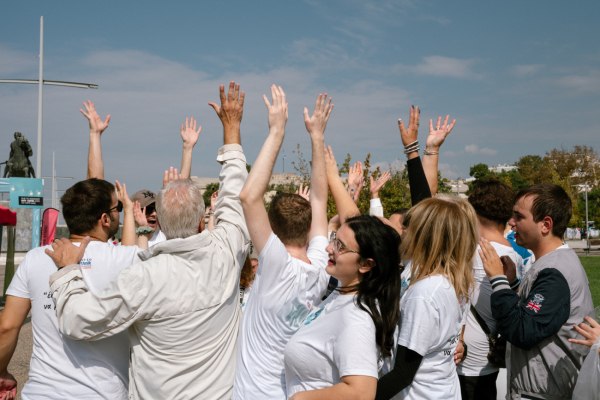 Connected We Stand Festival 2025: Συναυλίες, αθλητικά δρώμενα και δράσεις σε μια μεγάλη γιορτή εθελοντισμού